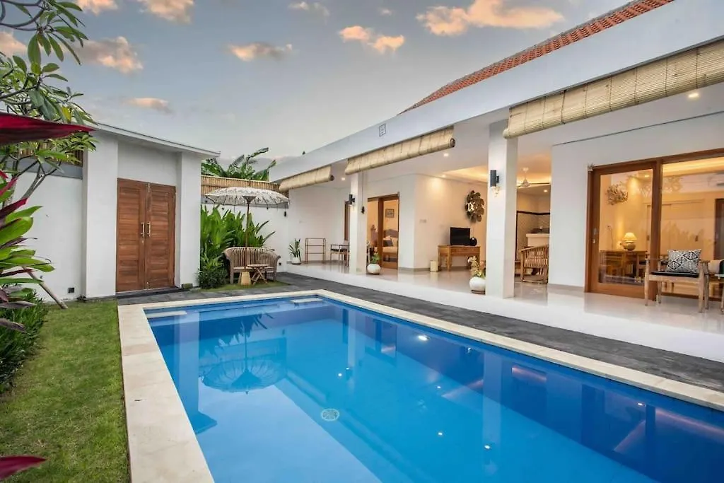 Bens Mertanadi Villa Two-Bedroom With Private Pool Kuta Seminyak